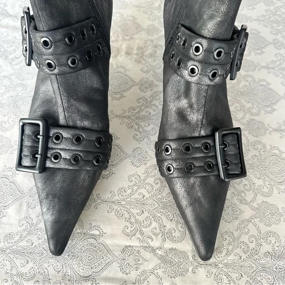 Free People Jeffrey Campbell Deja Vu Buckle Boots Distressed Pointy size 11 - Picture 3 of 12